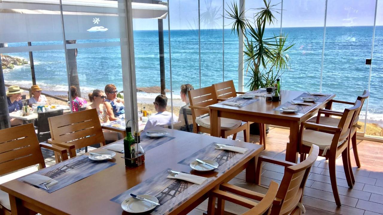 Mi Capricho 3-5 Beachfront- Apartment With Sea Views In Costa Del Sol Sitio de Calahonda Eksteriør bilde